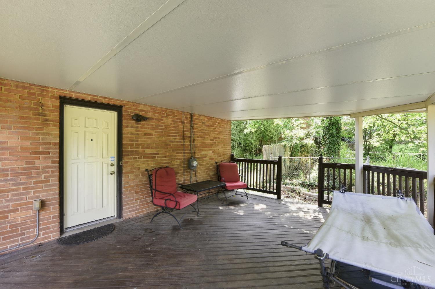 8710 Mockingbird Lane