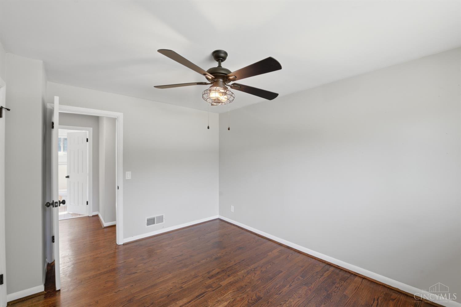 8710 Mockingbird Lane