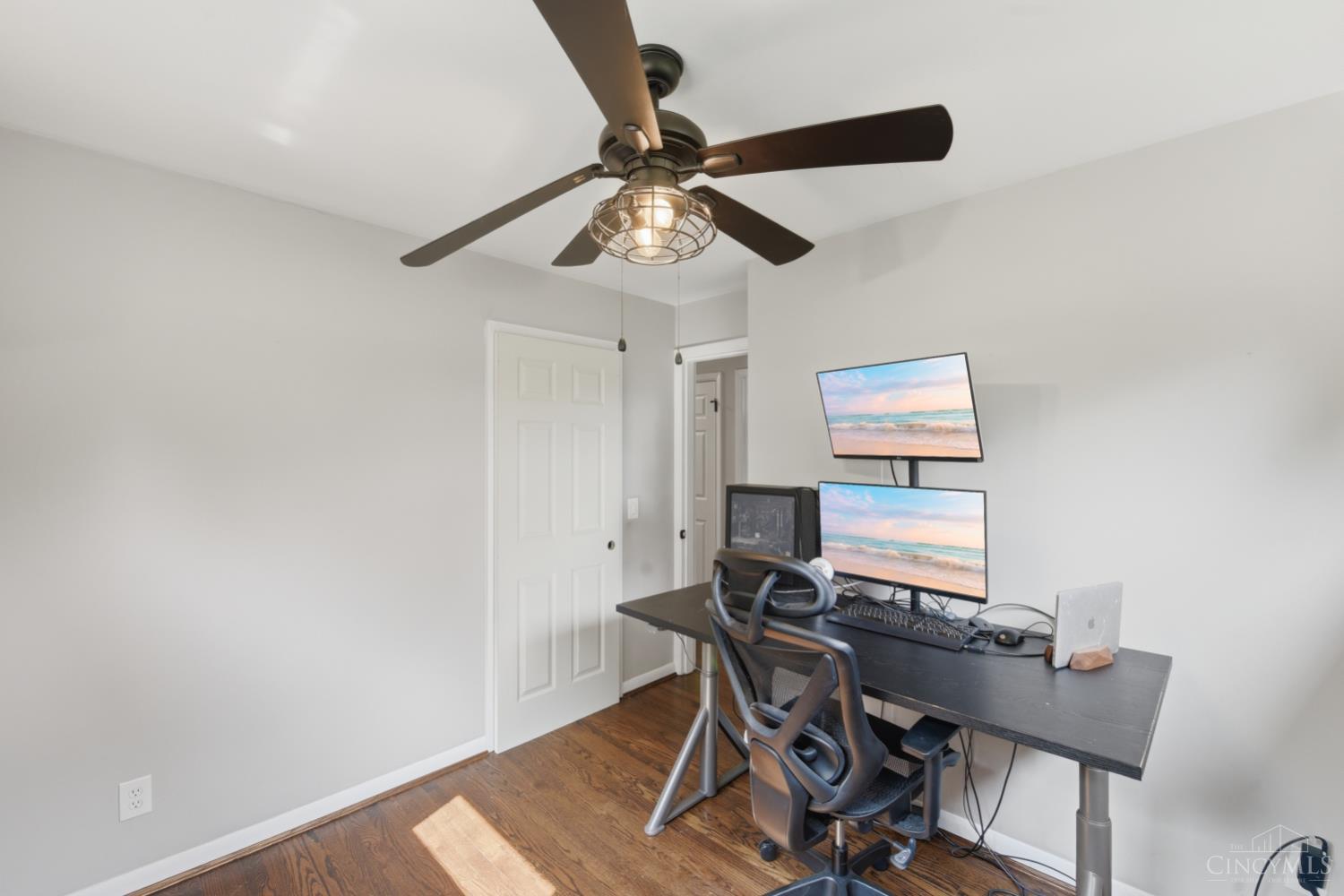 8710 Mockingbird Lane