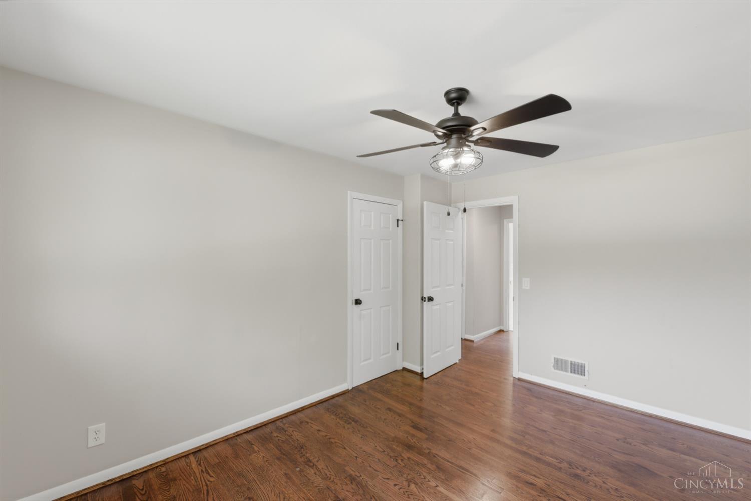 8710 Mockingbird Lane