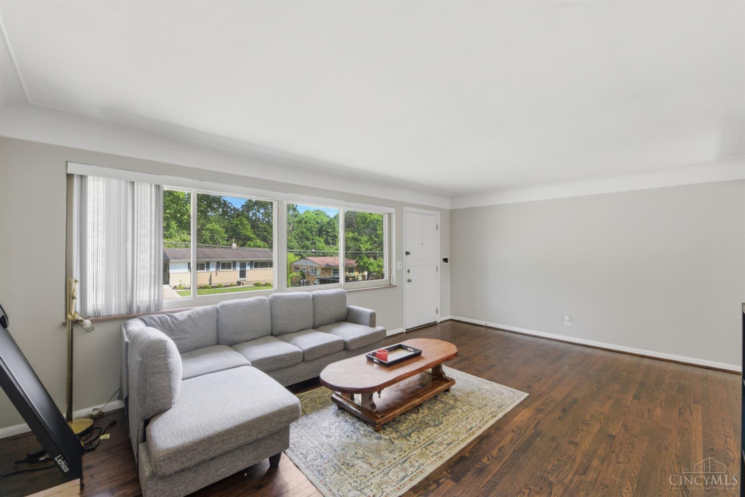8710 Mockingbird Lane