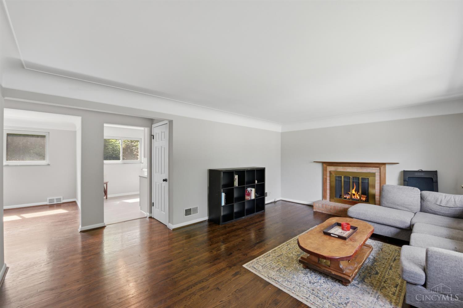 8710 Mockingbird Lane