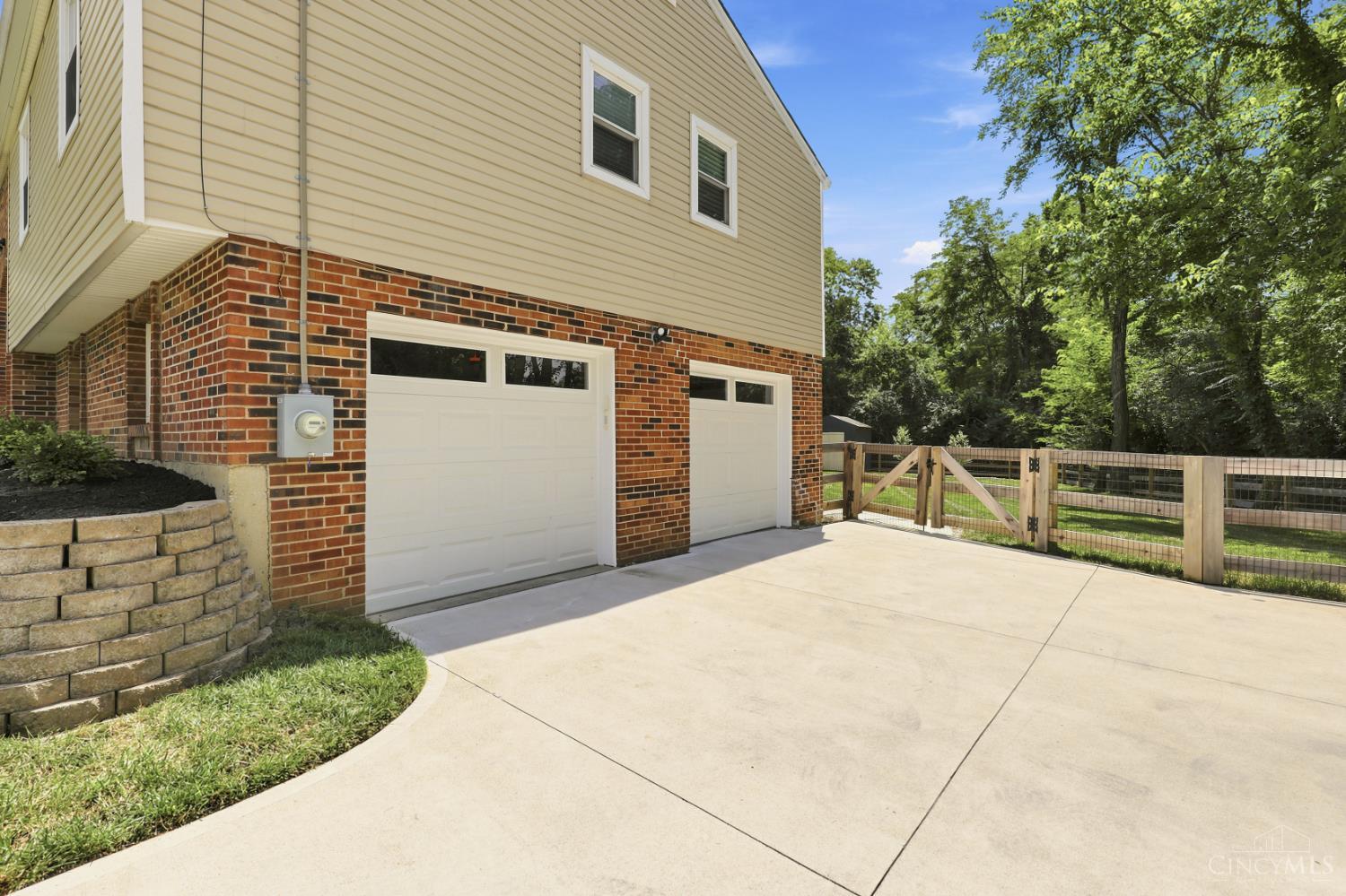 7297 Lawyer Road