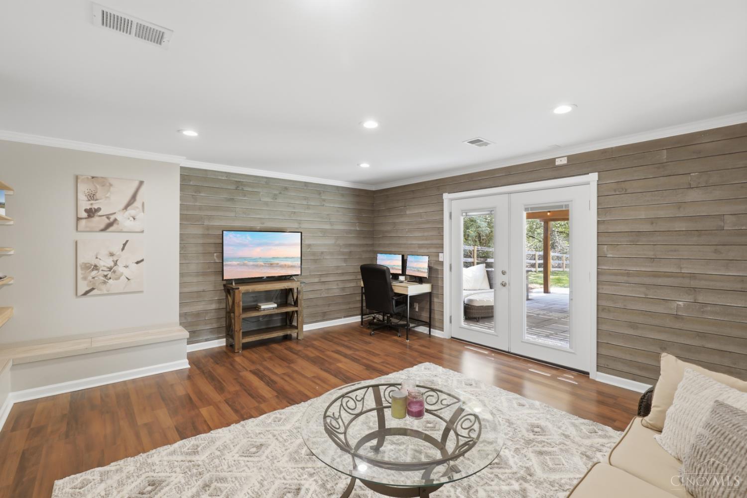 7297 Lawyer Road
