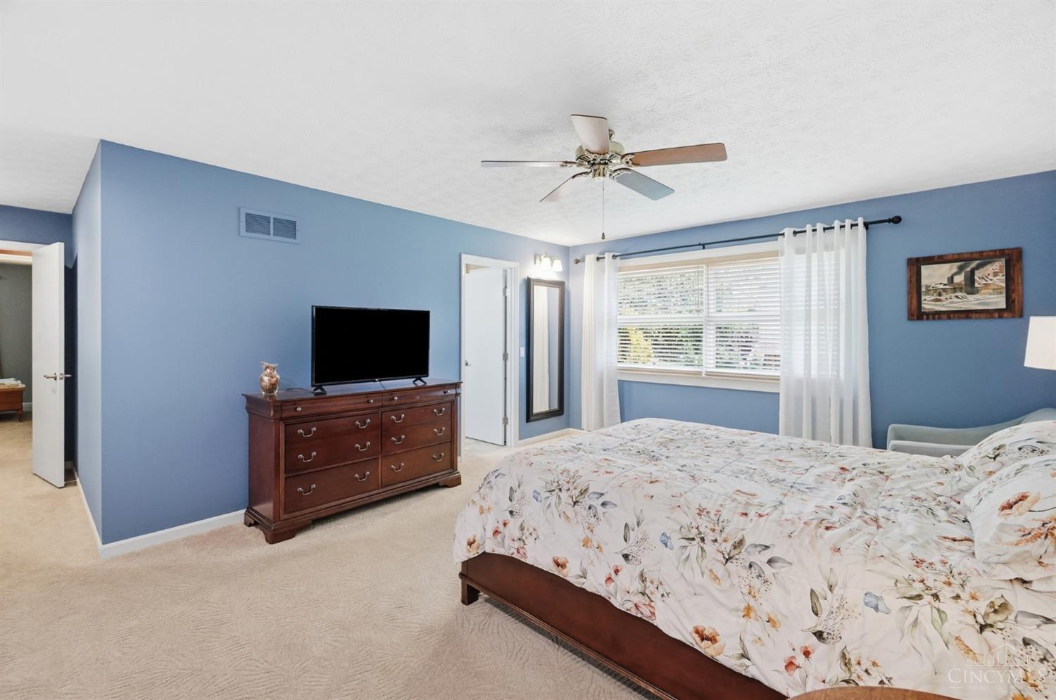 5160 Pebblevalley Drive