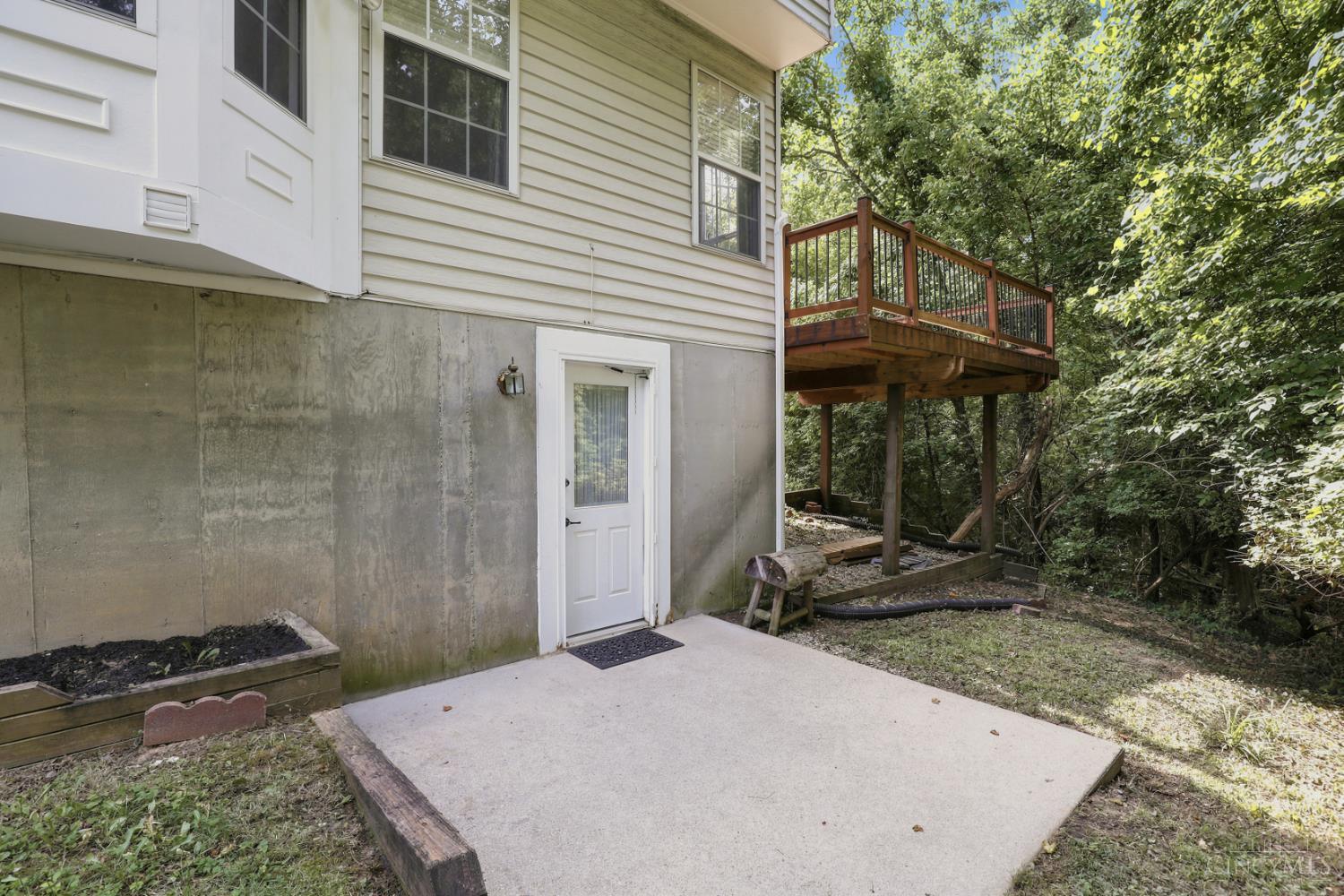 932 Saffron Lane