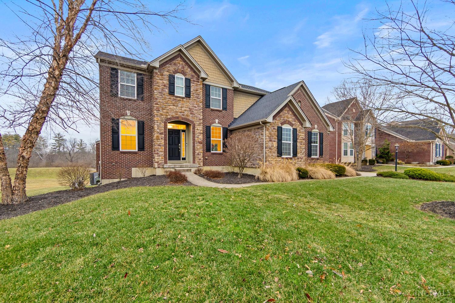 3596 Riverside Drive