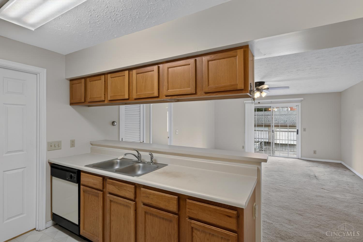 3131 Preserve Ln Unit: 2D