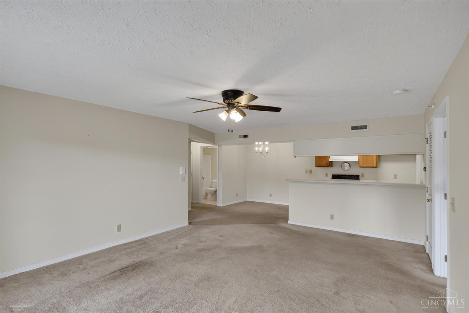 3131 Preserve Ln Unit: 2D