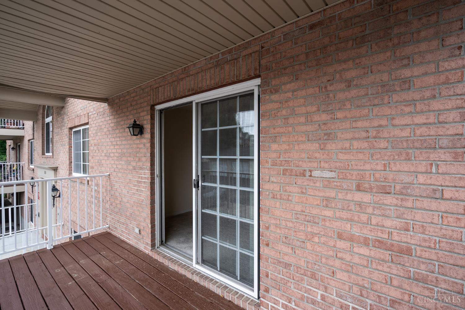 3131 Preserve Ln Unit: 2D