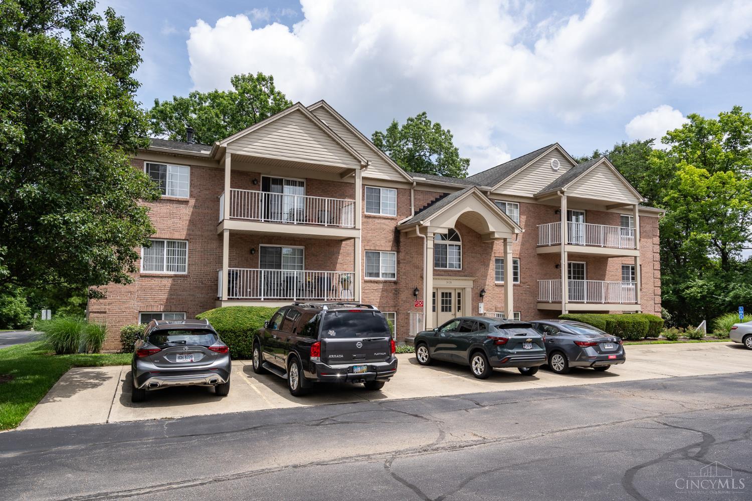 3131 Preserve Ln Unit: 2D