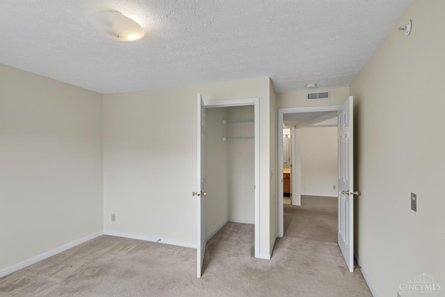 3131 Preserve Ln Unit: 2D