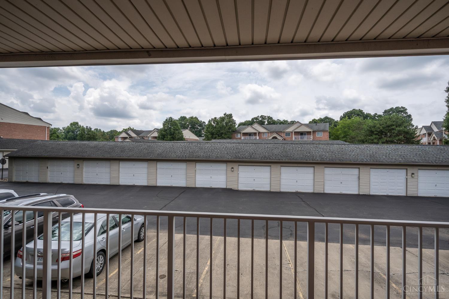 3131 Preserve Ln Unit: 2D