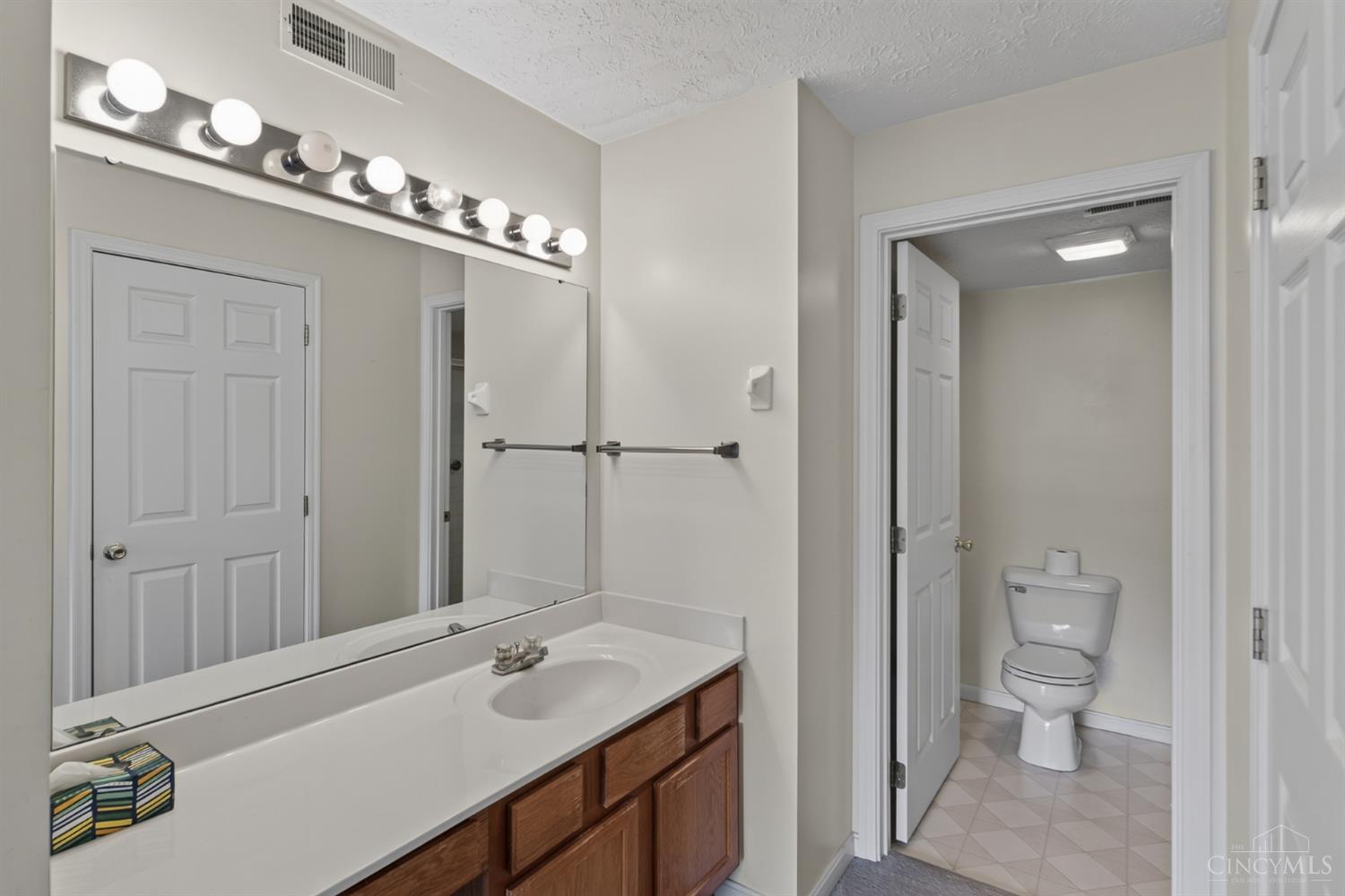 3131 Preserve Ln Unit: 2D