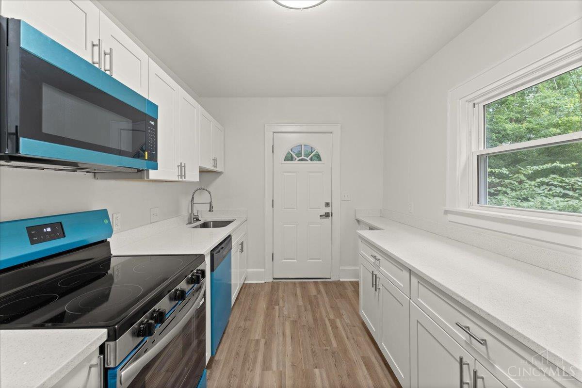 2011 Highland Avenue