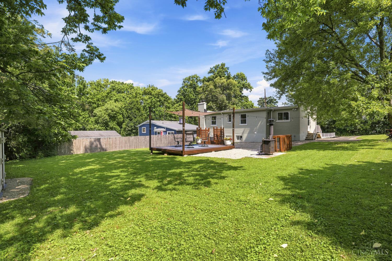 2879 Saint Catherine Place