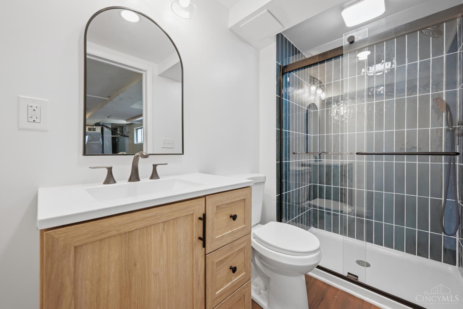 2879 Saint Catherine Place