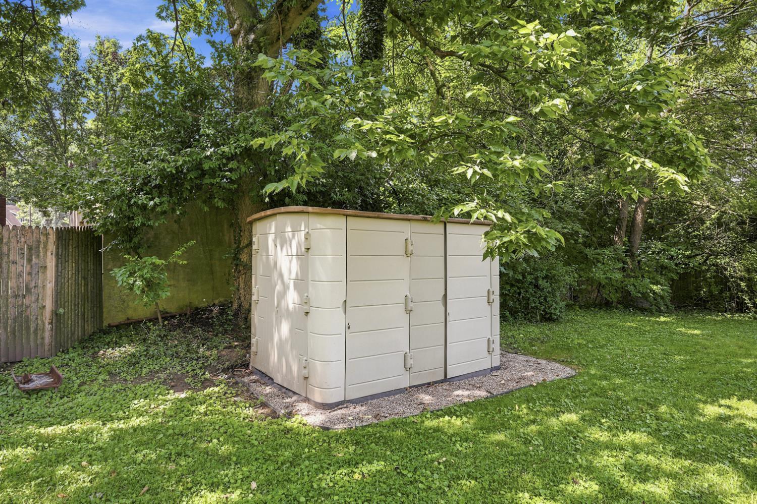 2879 Saint Catherine Place