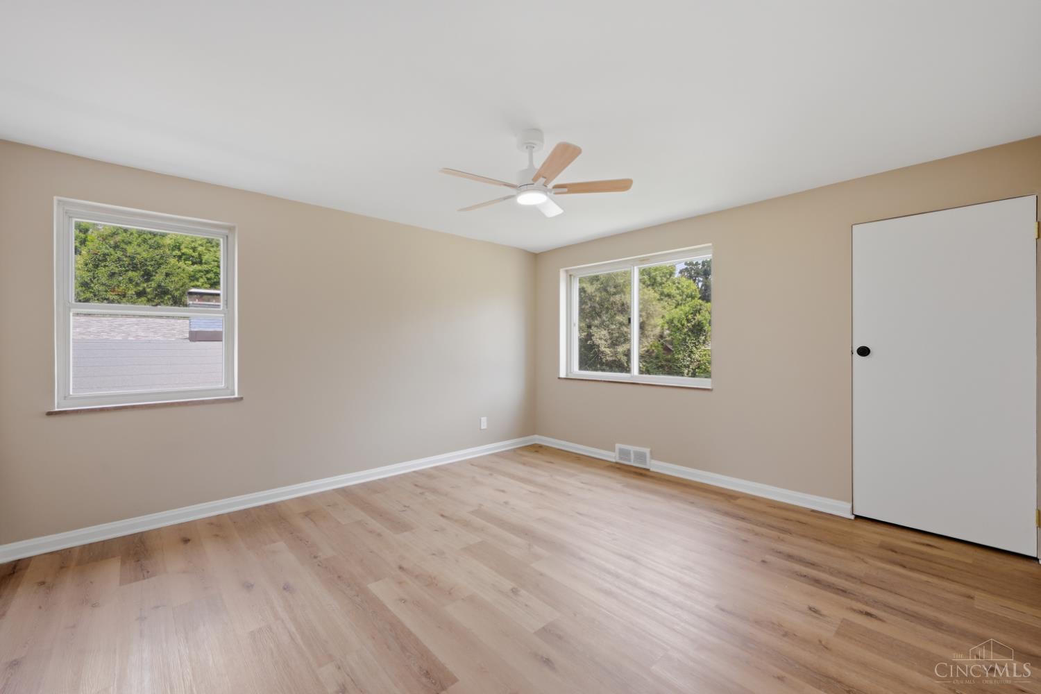 2879 Saint Catherine Place