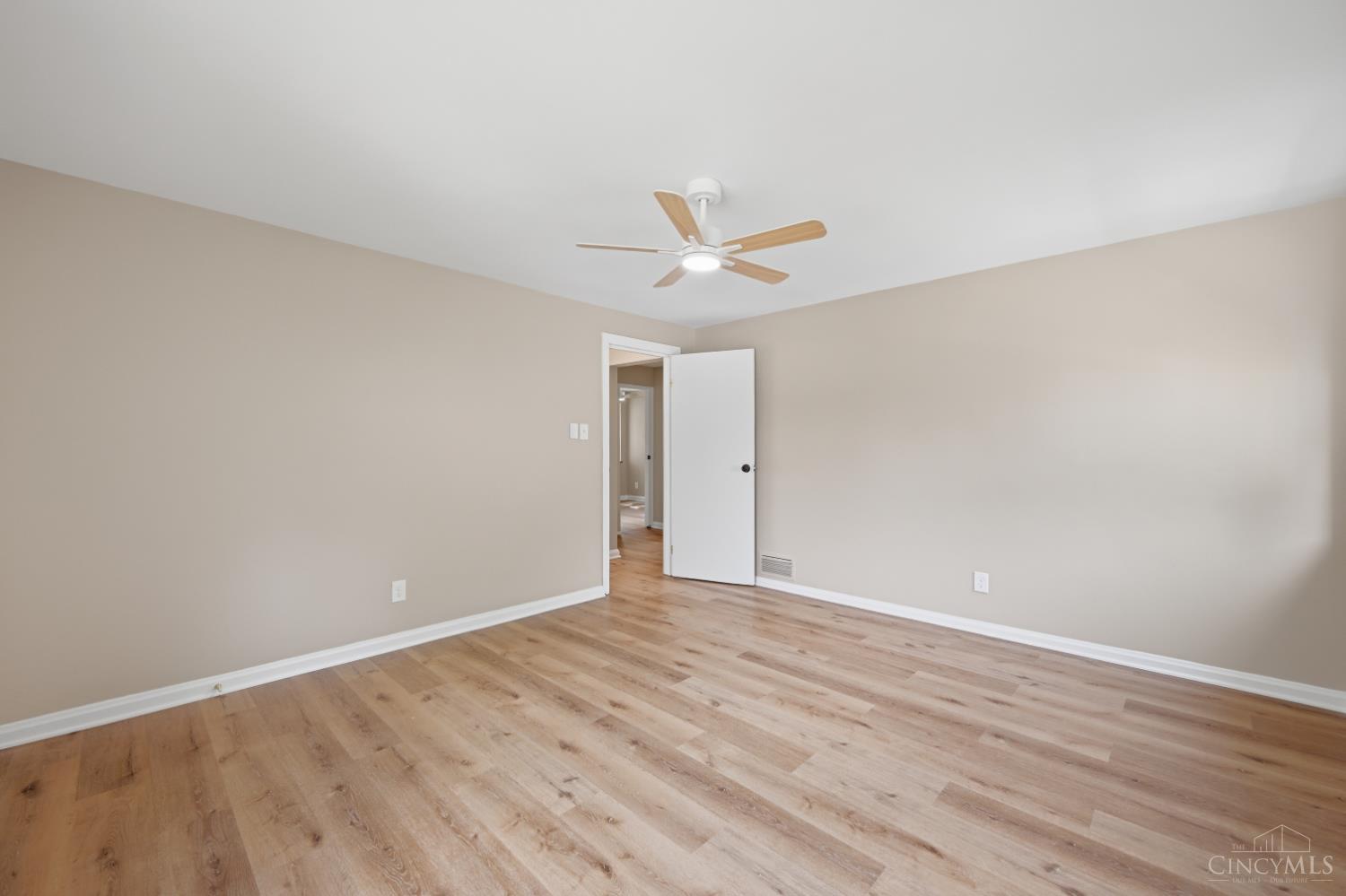 2879 Saint Catherine Place