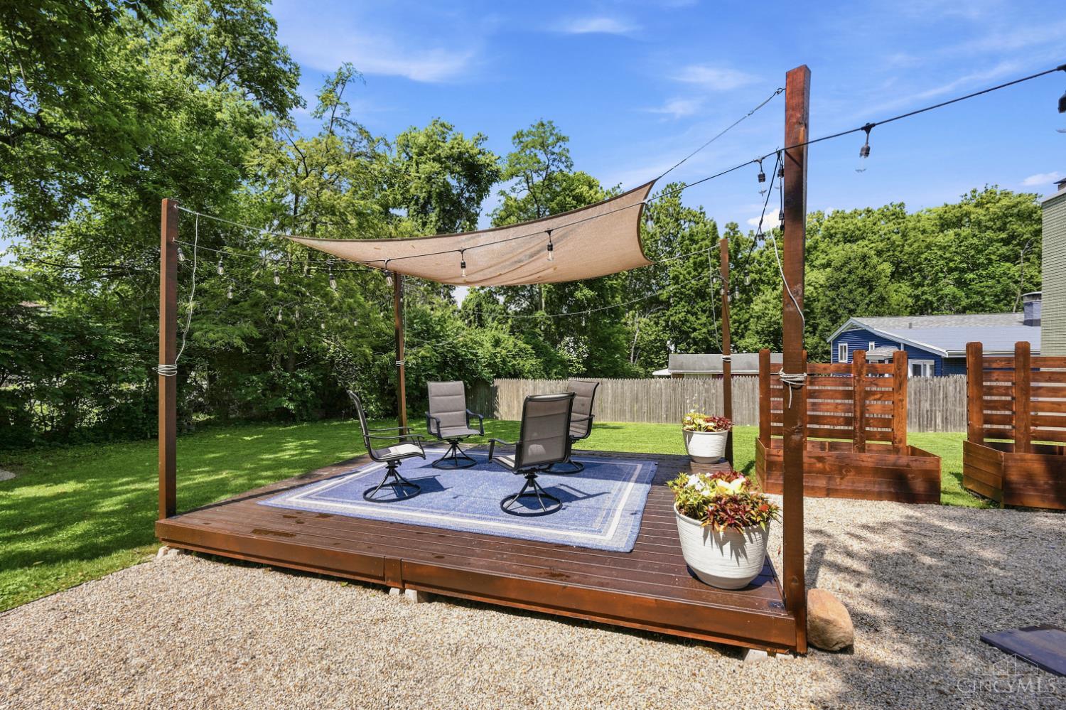 2879 Saint Catherine Place