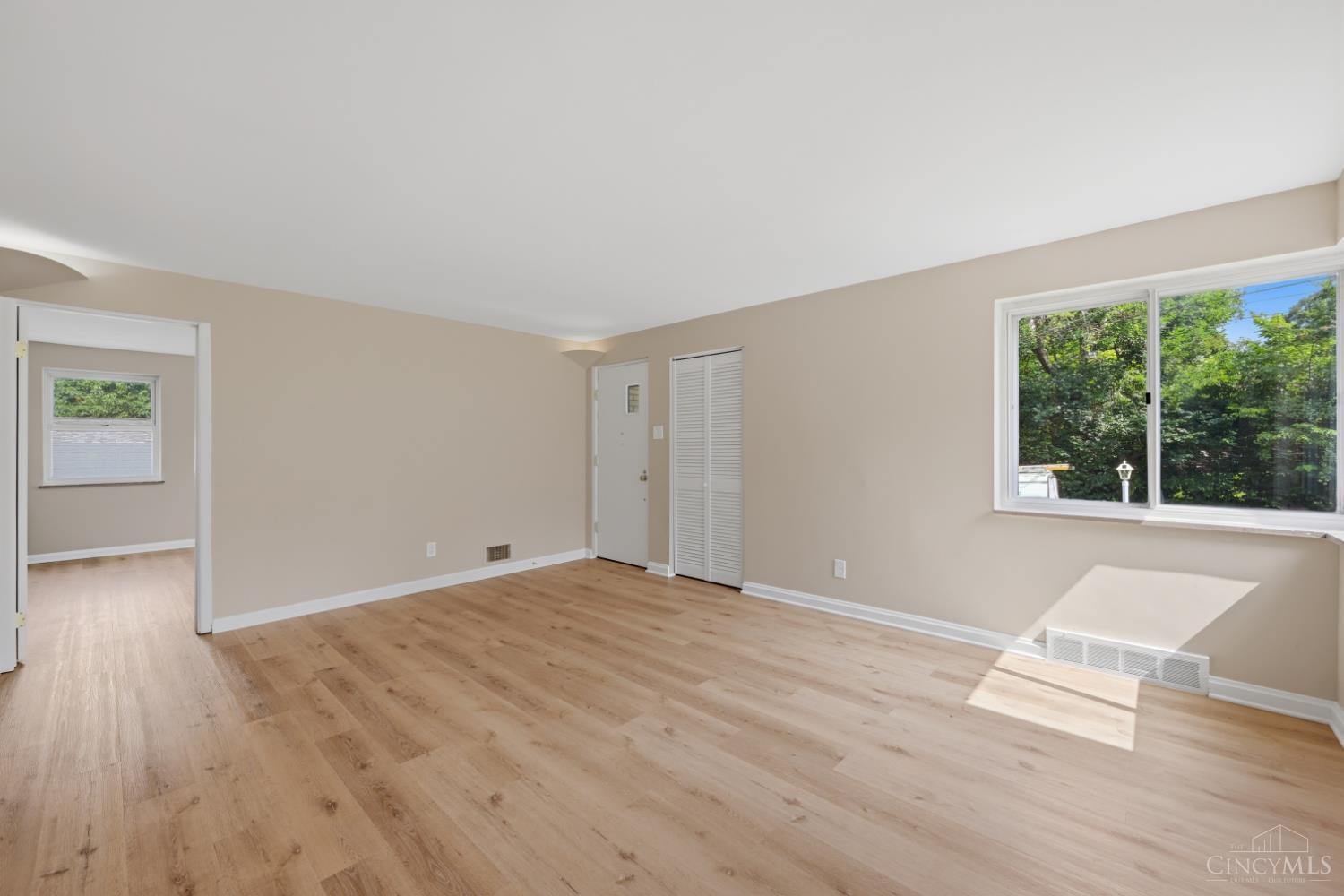 2879 Saint Catherine Place
