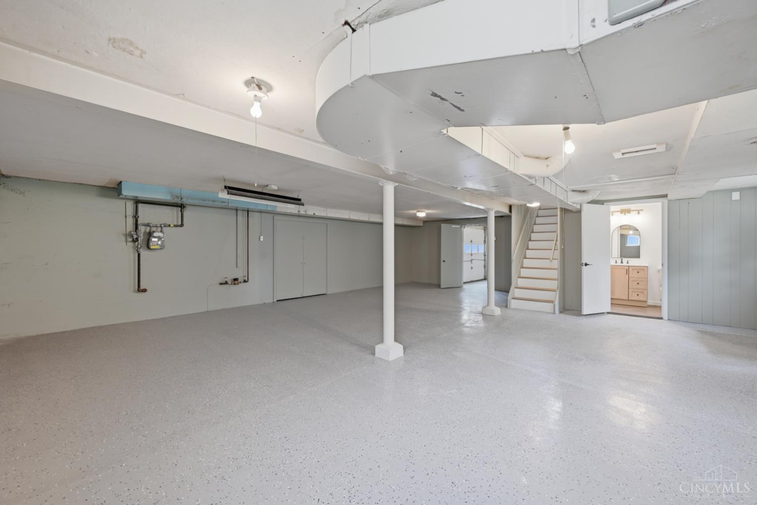 2879 Saint Catherine Place