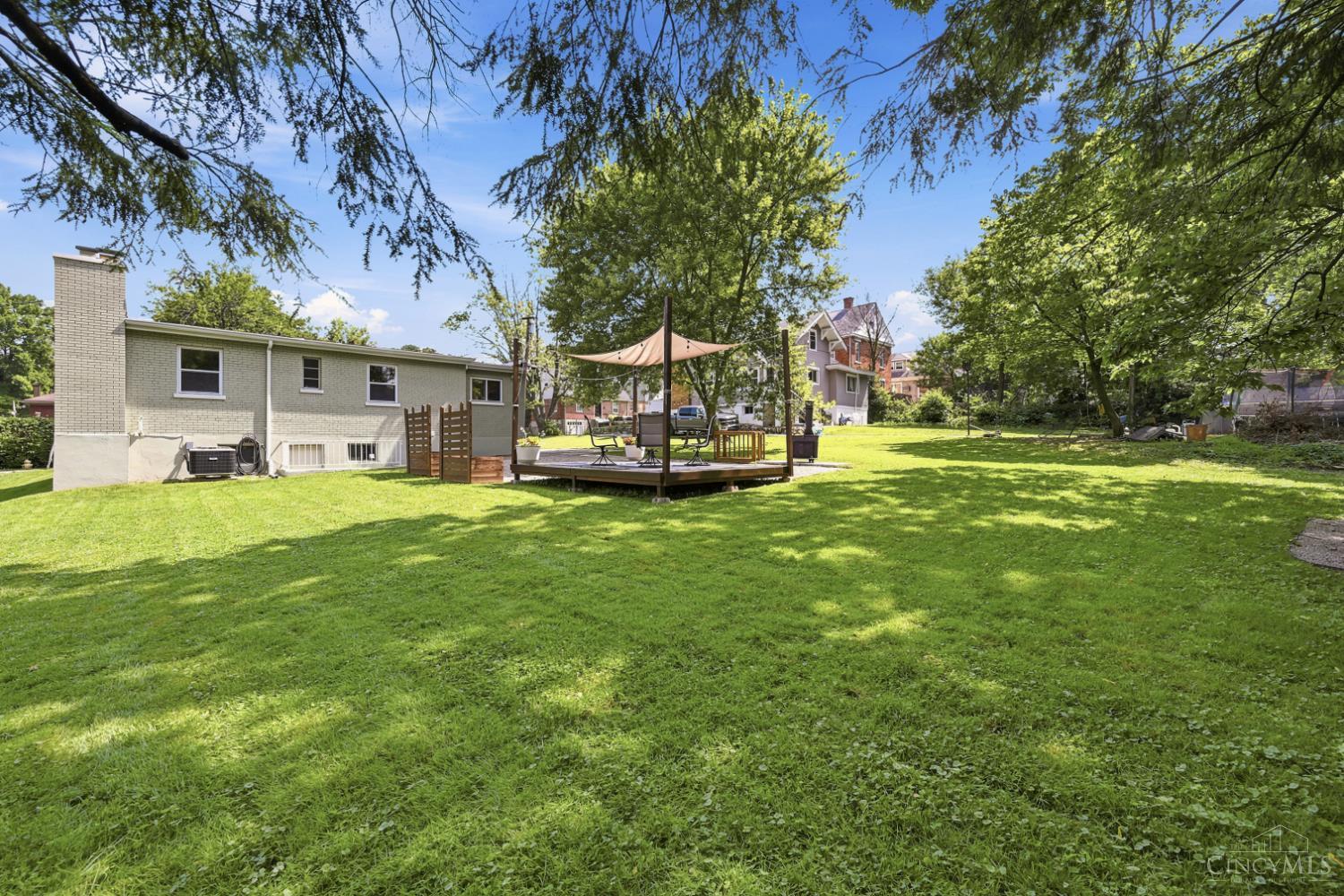 2879 Saint Catherine Place