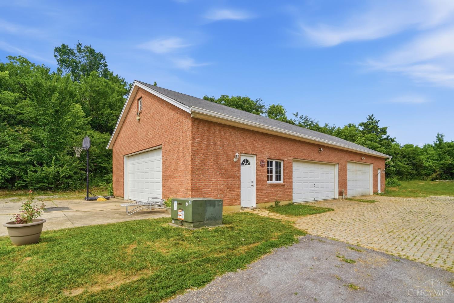 4700 Wayne Madison Road