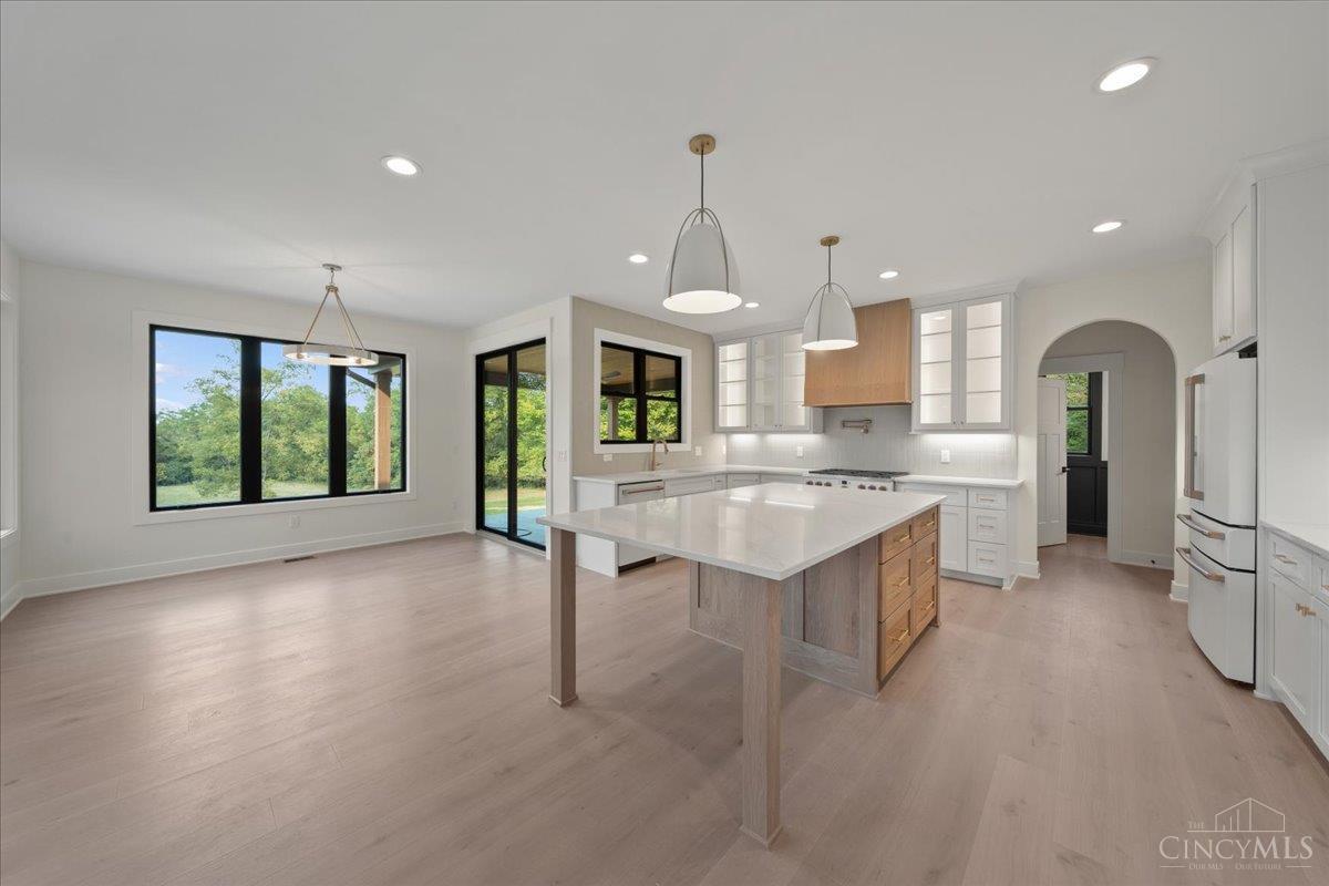 6695 Loveland Miamiville Road Unit: B