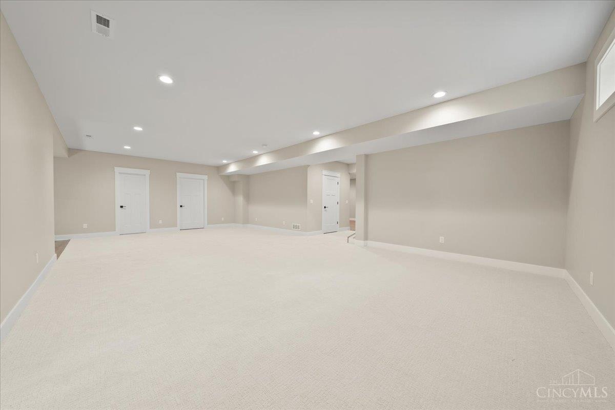 6695 Loveland Miamiville Road Unit: B