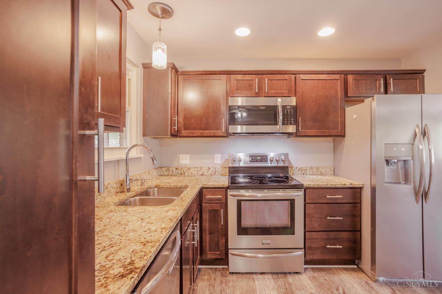 8485 Linderwood Lane