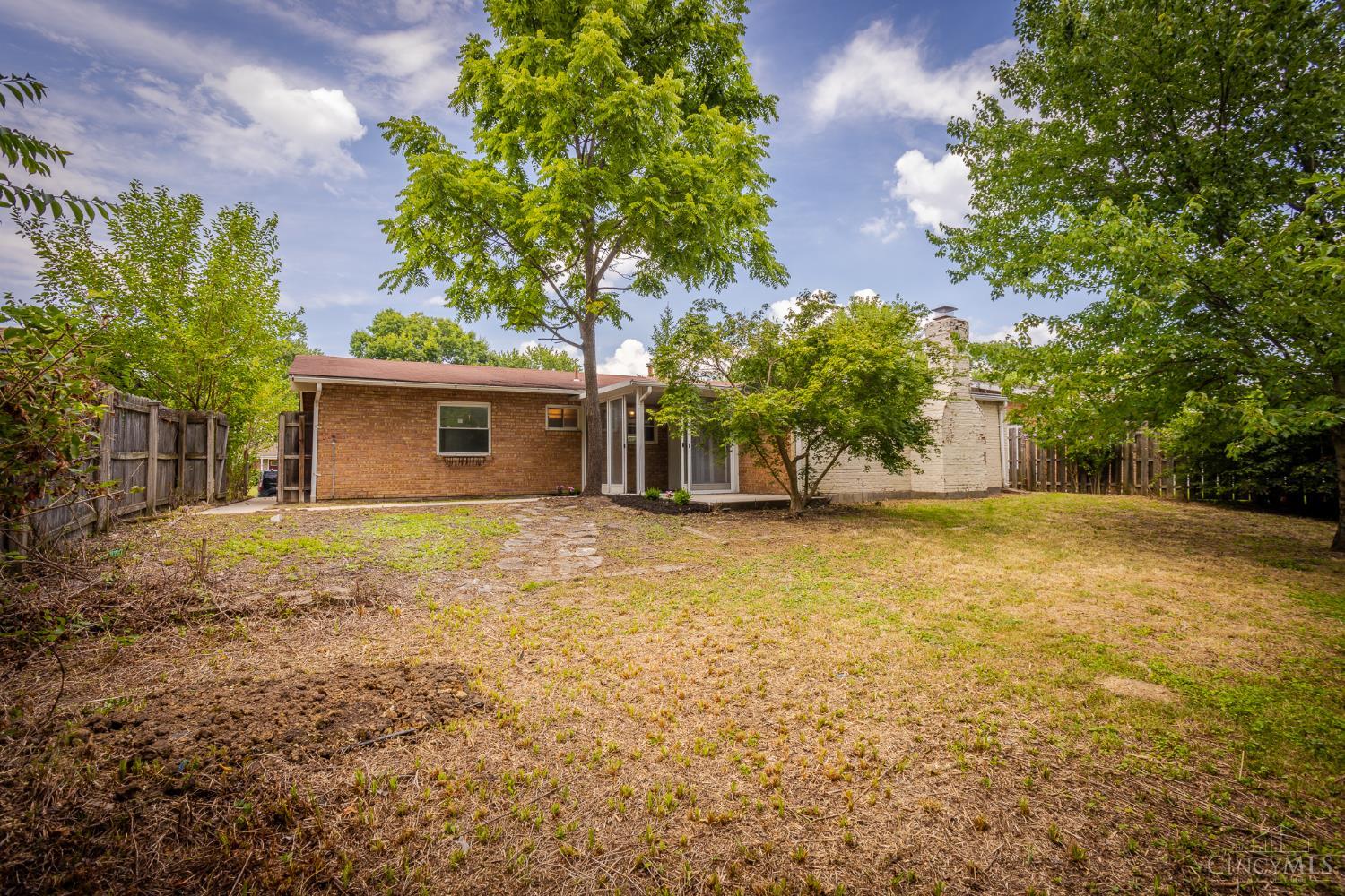 8485 Linderwood Lane