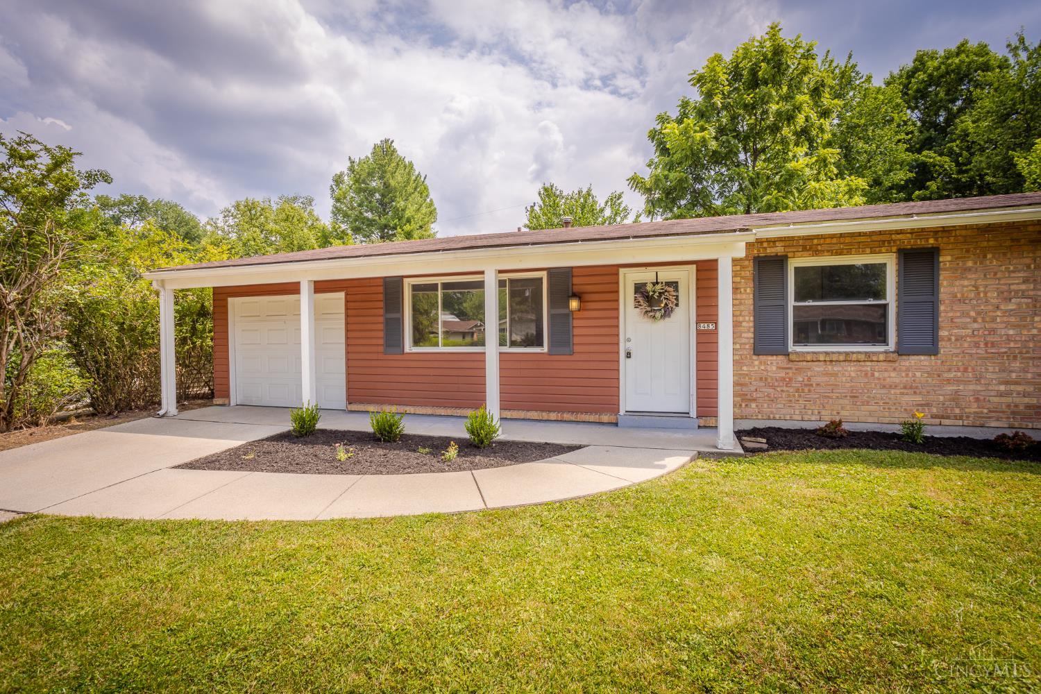 8485 Linderwood Lane