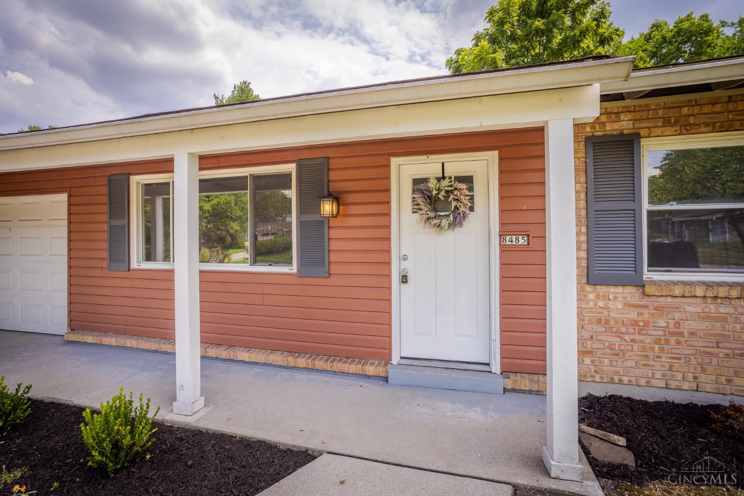 8485 Linderwood Lane