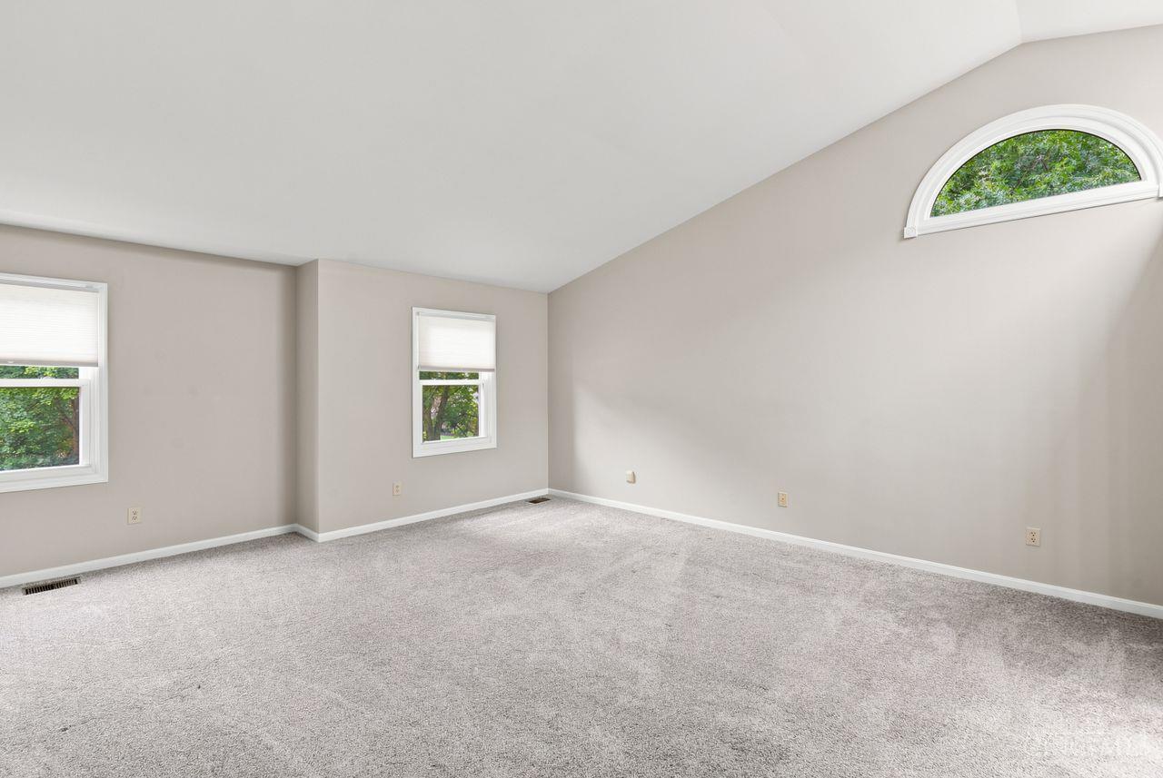 1171 Ivy Farm Way