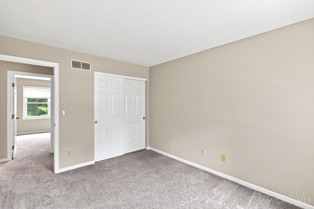 1171 Ivy Farm Way