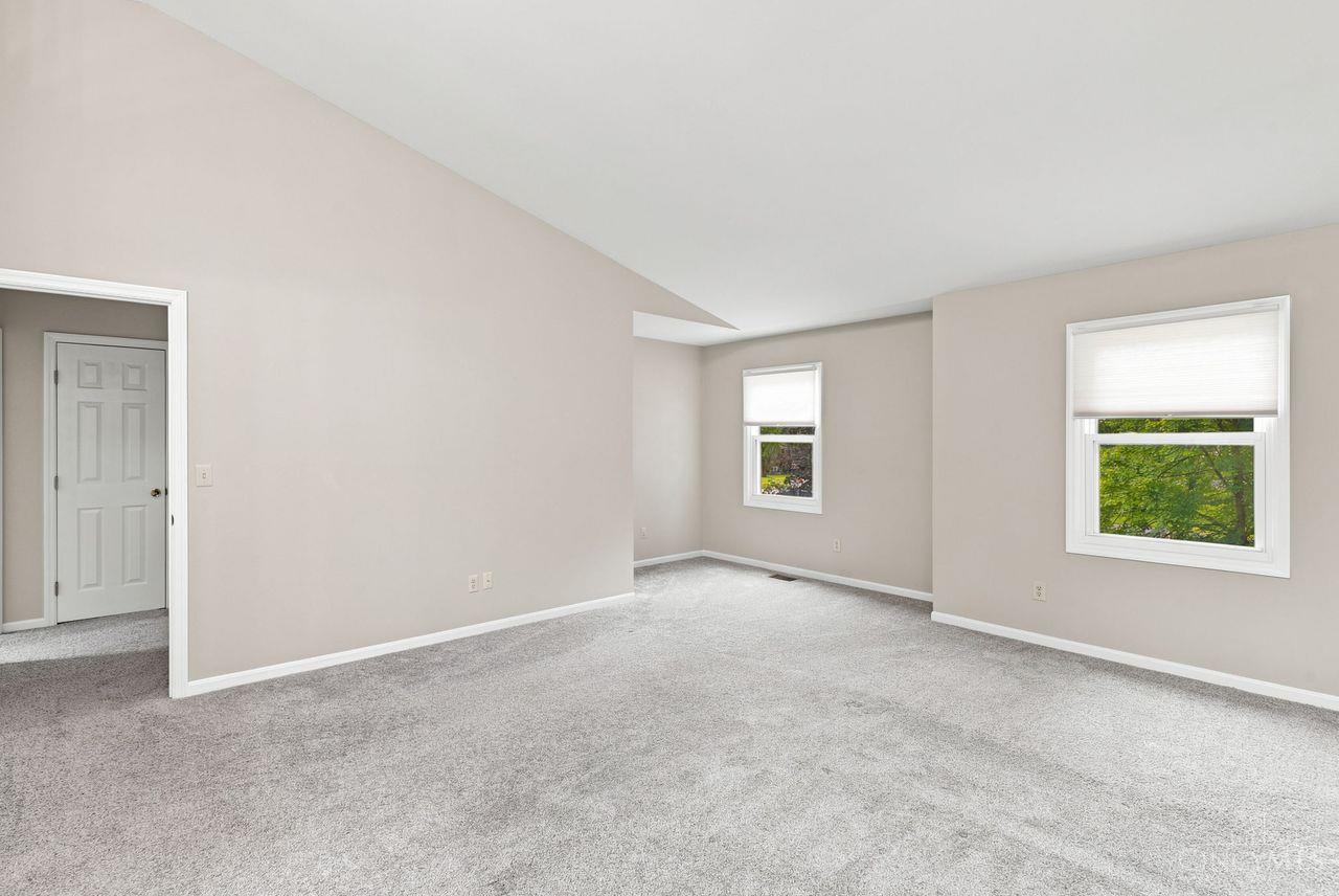 1171 Ivy Farm Way