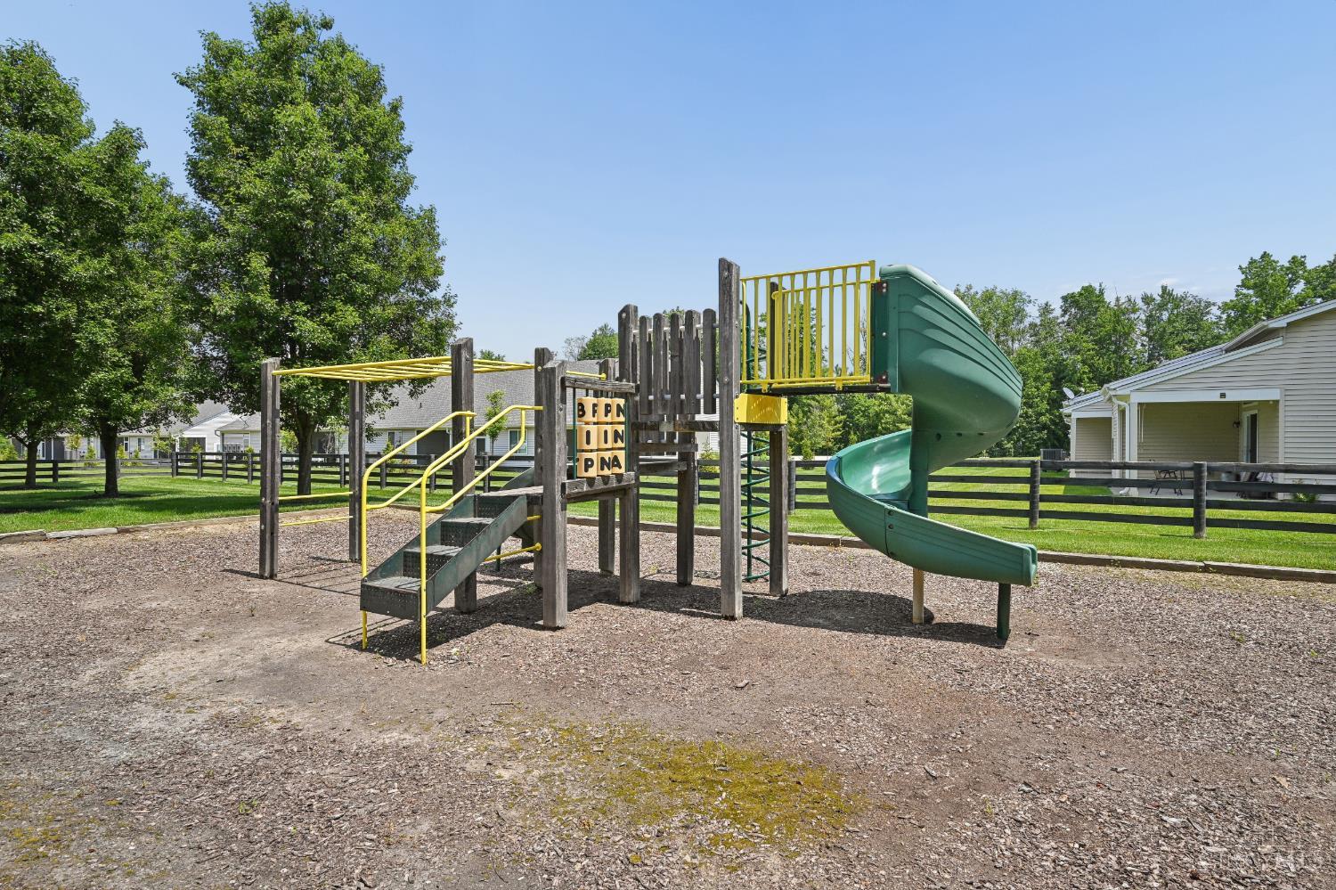 3268 Thoroughbred Drive