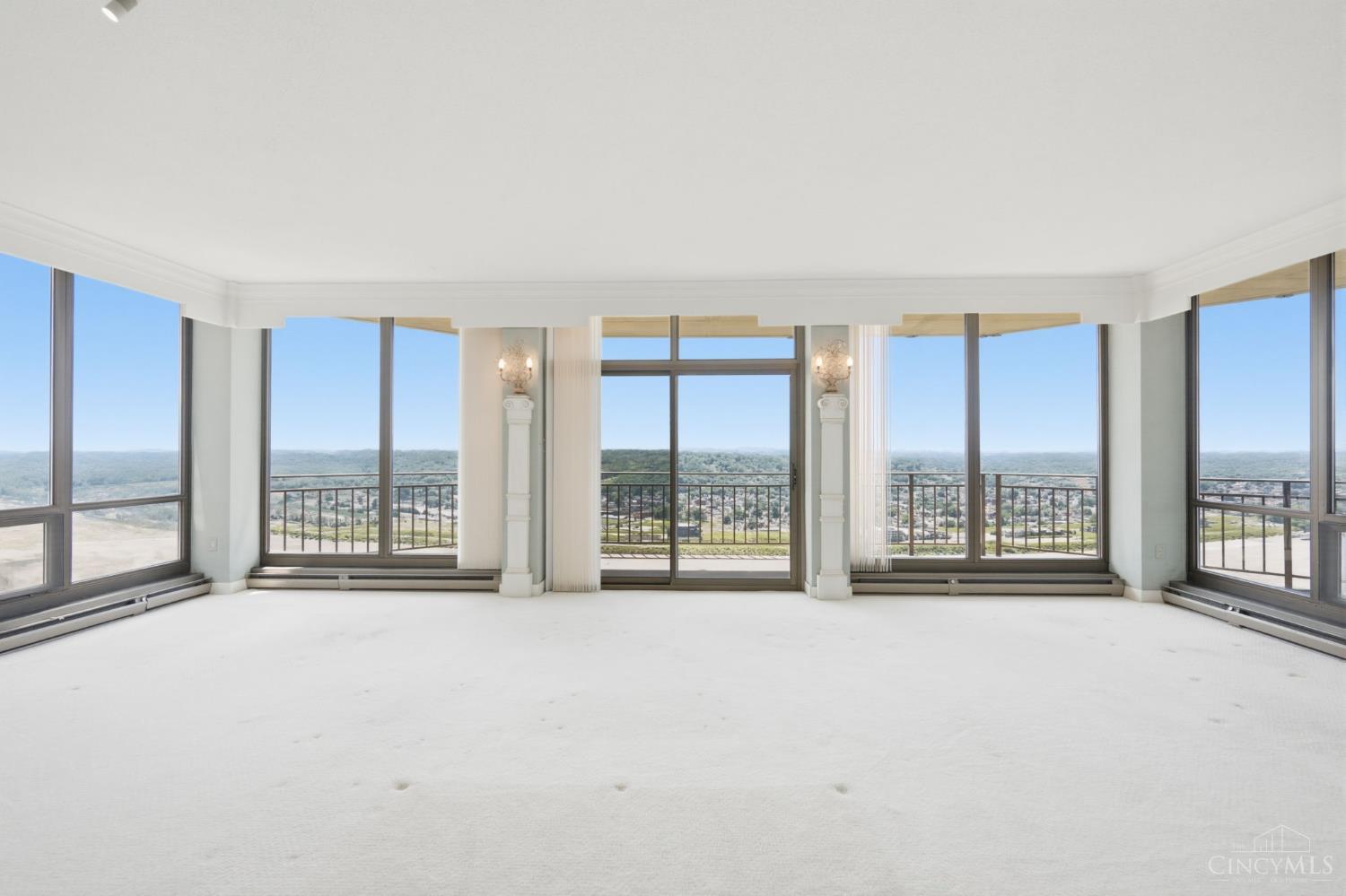 2412 Ingelside Avenue Unit: 5-C