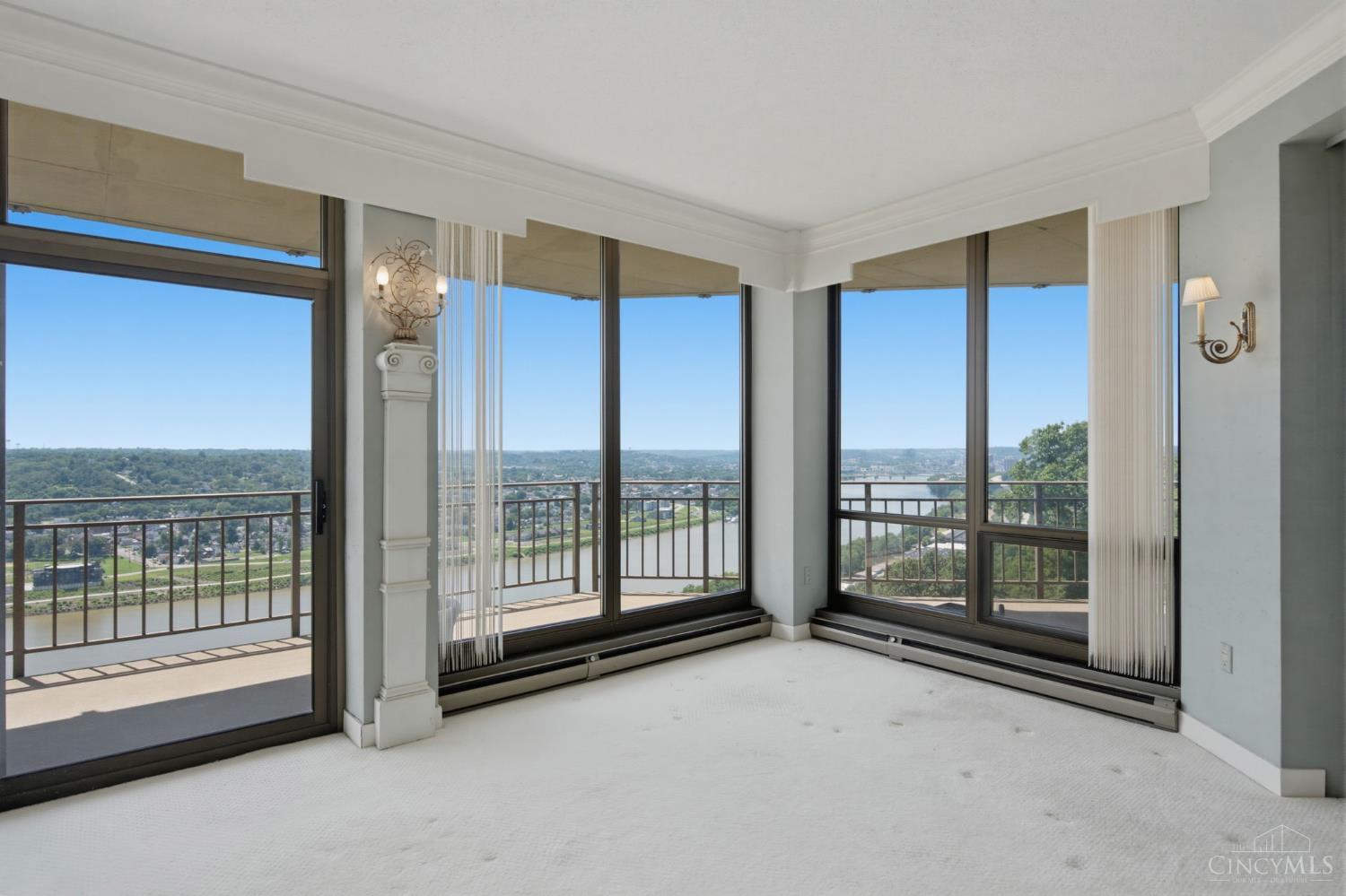 2412 Ingelside Avenue Unit: 5-C