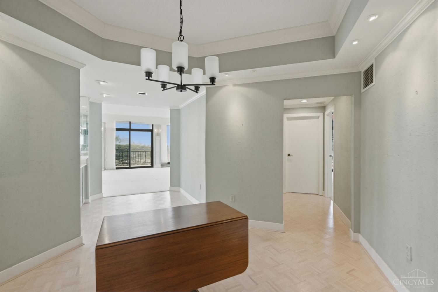 2412 Ingelside Avenue Unit: 5-C