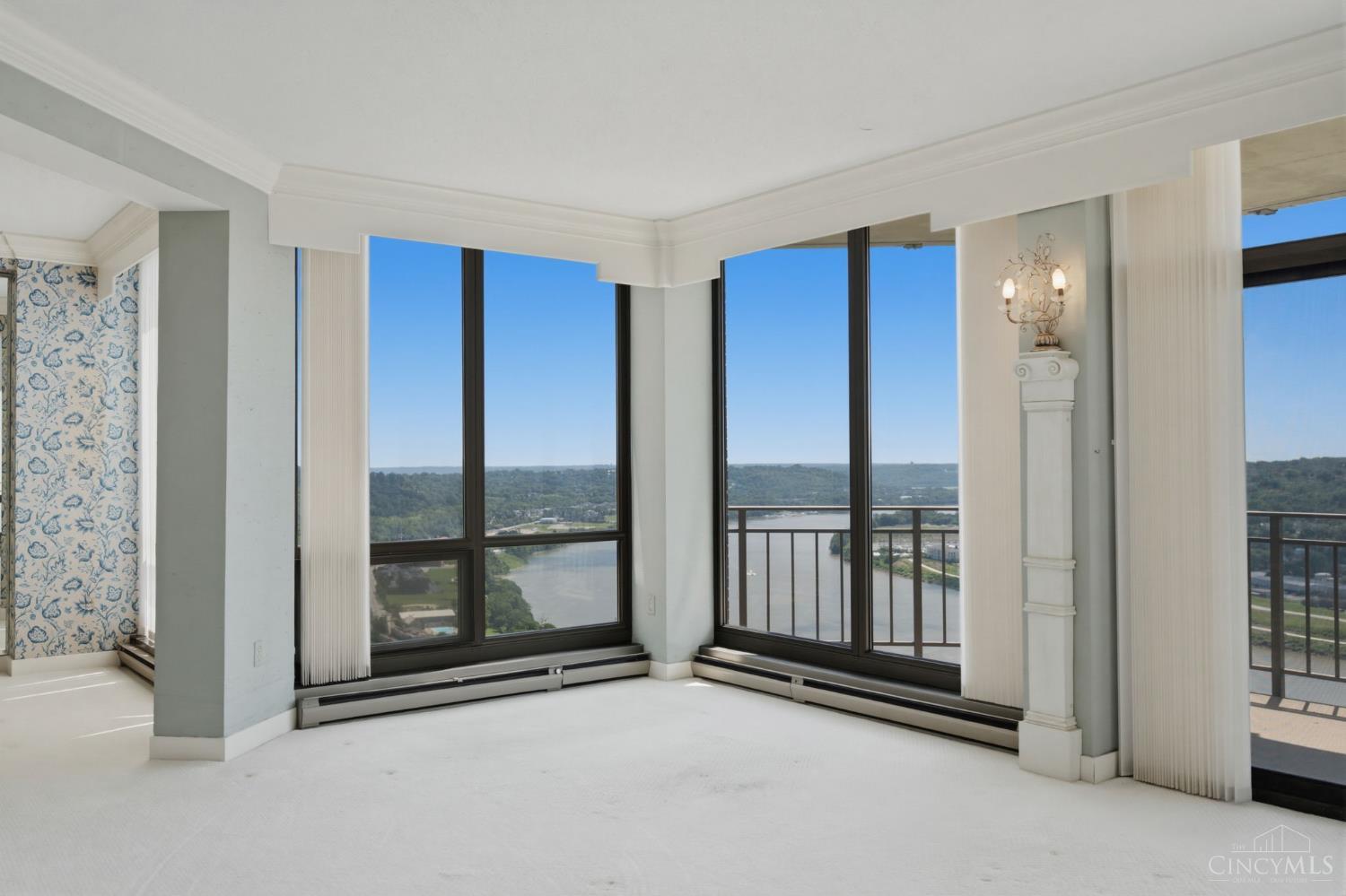 2412 Ingelside Avenue Unit: 5-C