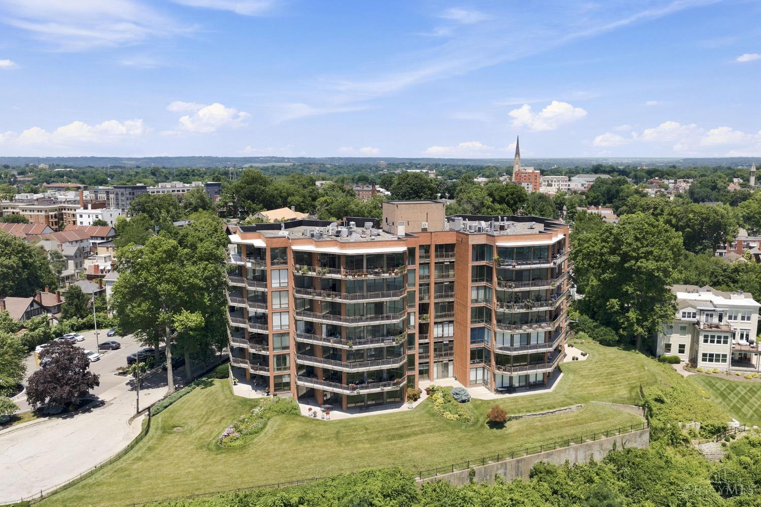 2412 Ingelside Avenue Unit: 5-C