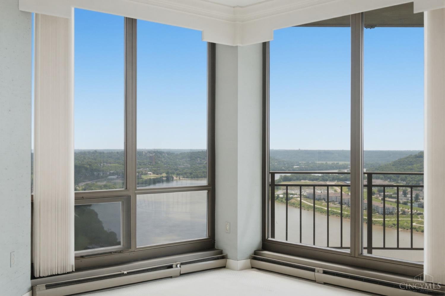 2412 Ingelside Avenue Unit: 5-C