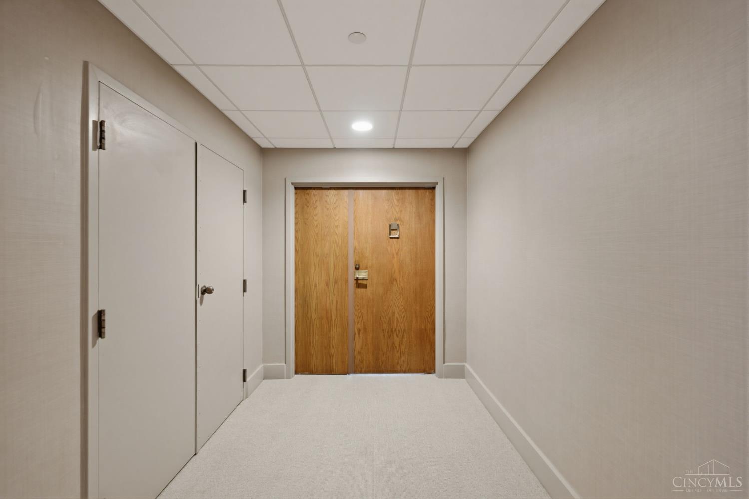 2412 Ingelside Avenue Unit: 5-C