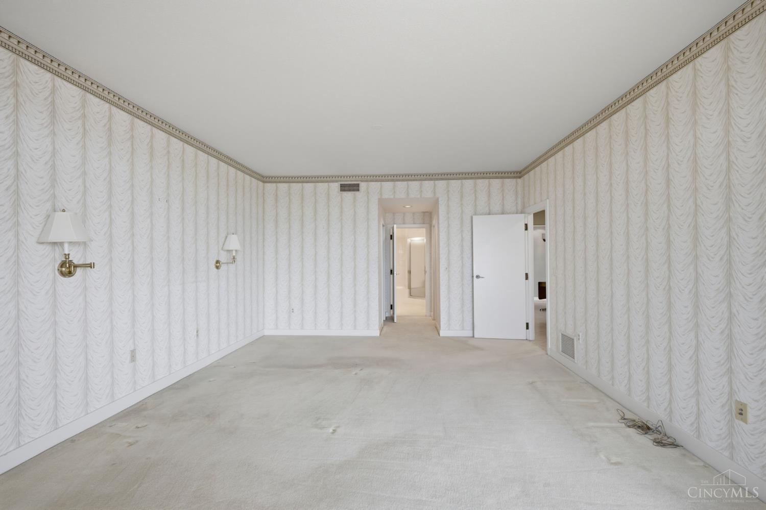 2412 Ingelside Avenue Unit: 5-C
