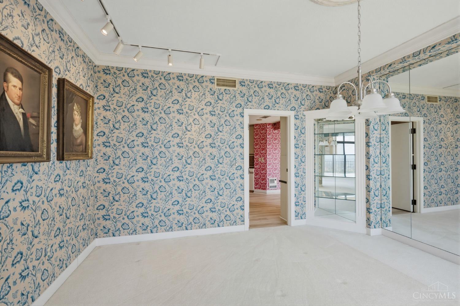 2412 Ingelside Avenue Unit: 5-C