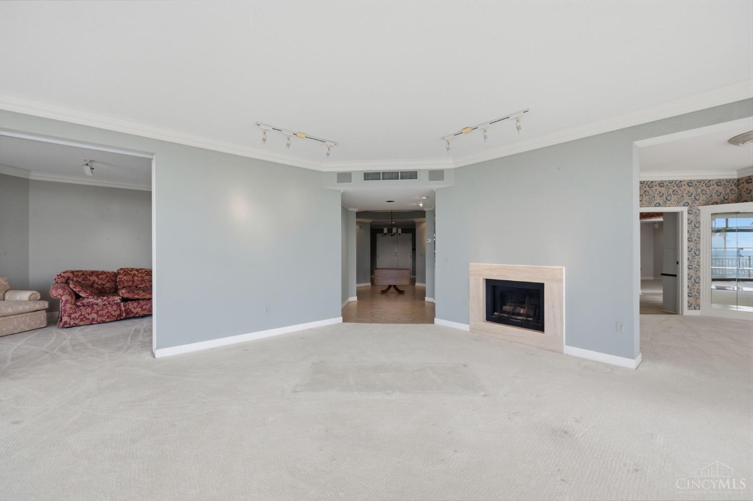 2412 Ingelside Avenue Unit: 5-C