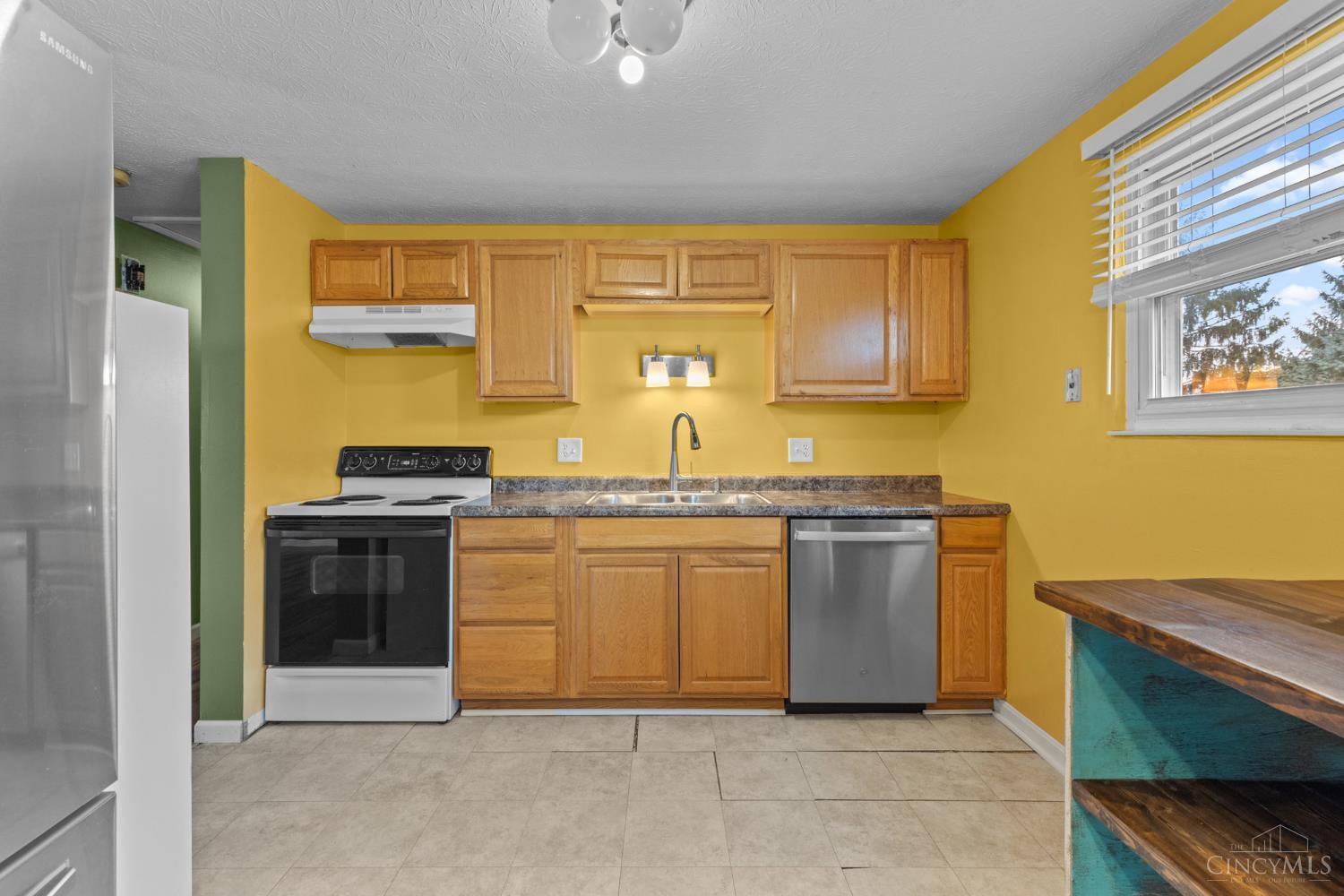 187 Circle Drive